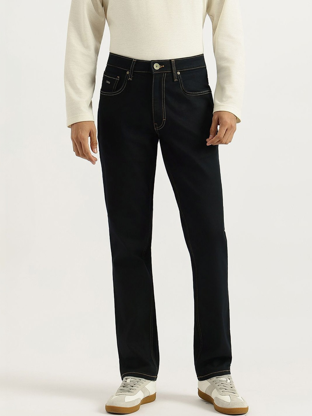 United Colors of Benetton Men Straight Fit Mid-Rise Jeans