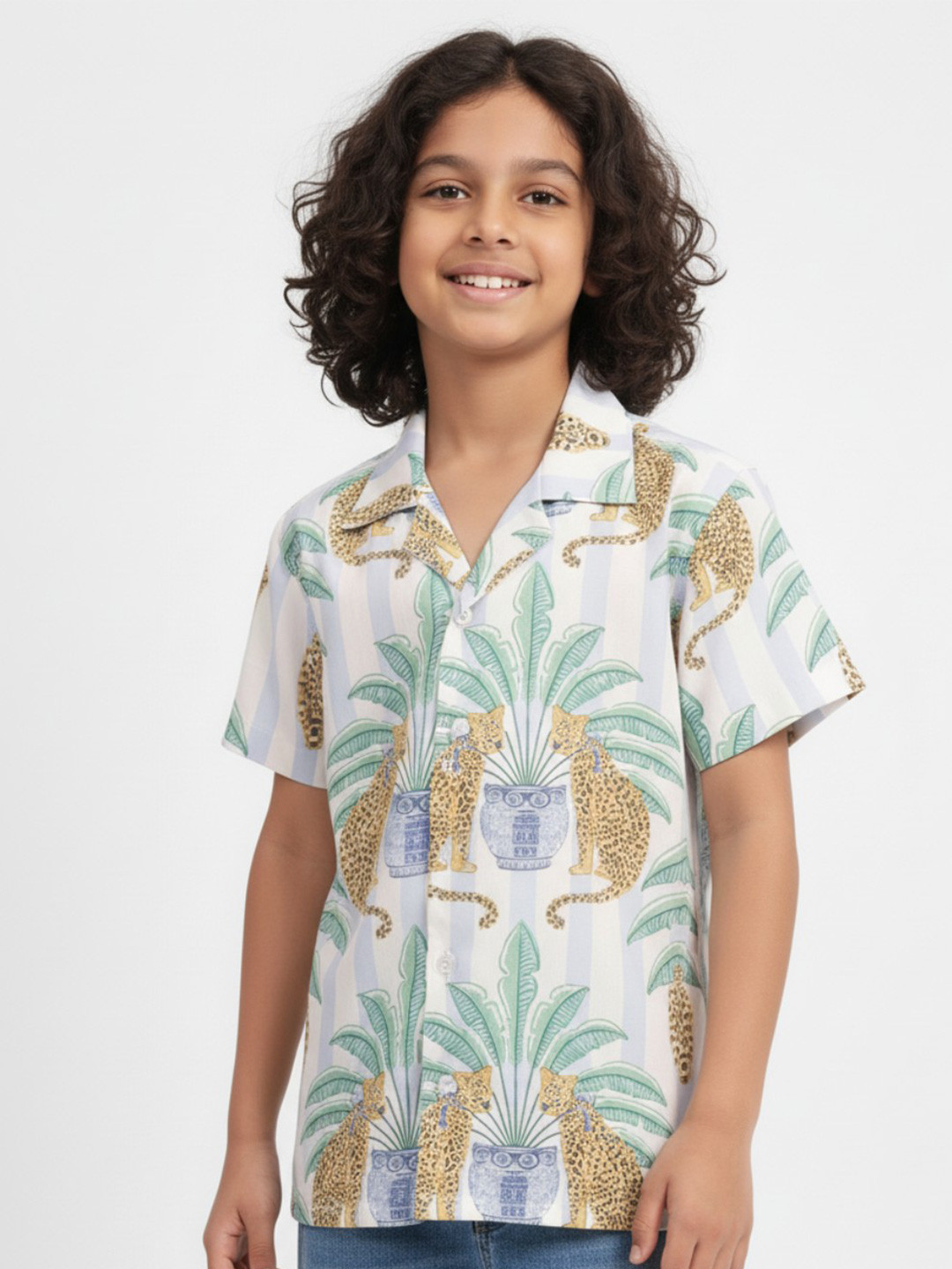 Grit N Groove Boys Relaxed Animal Printed Casual Shirt