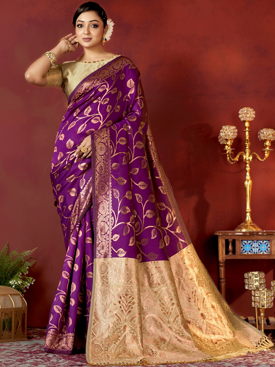 SURUKH Woven Design Zari Silk Blend Banarasi Saree