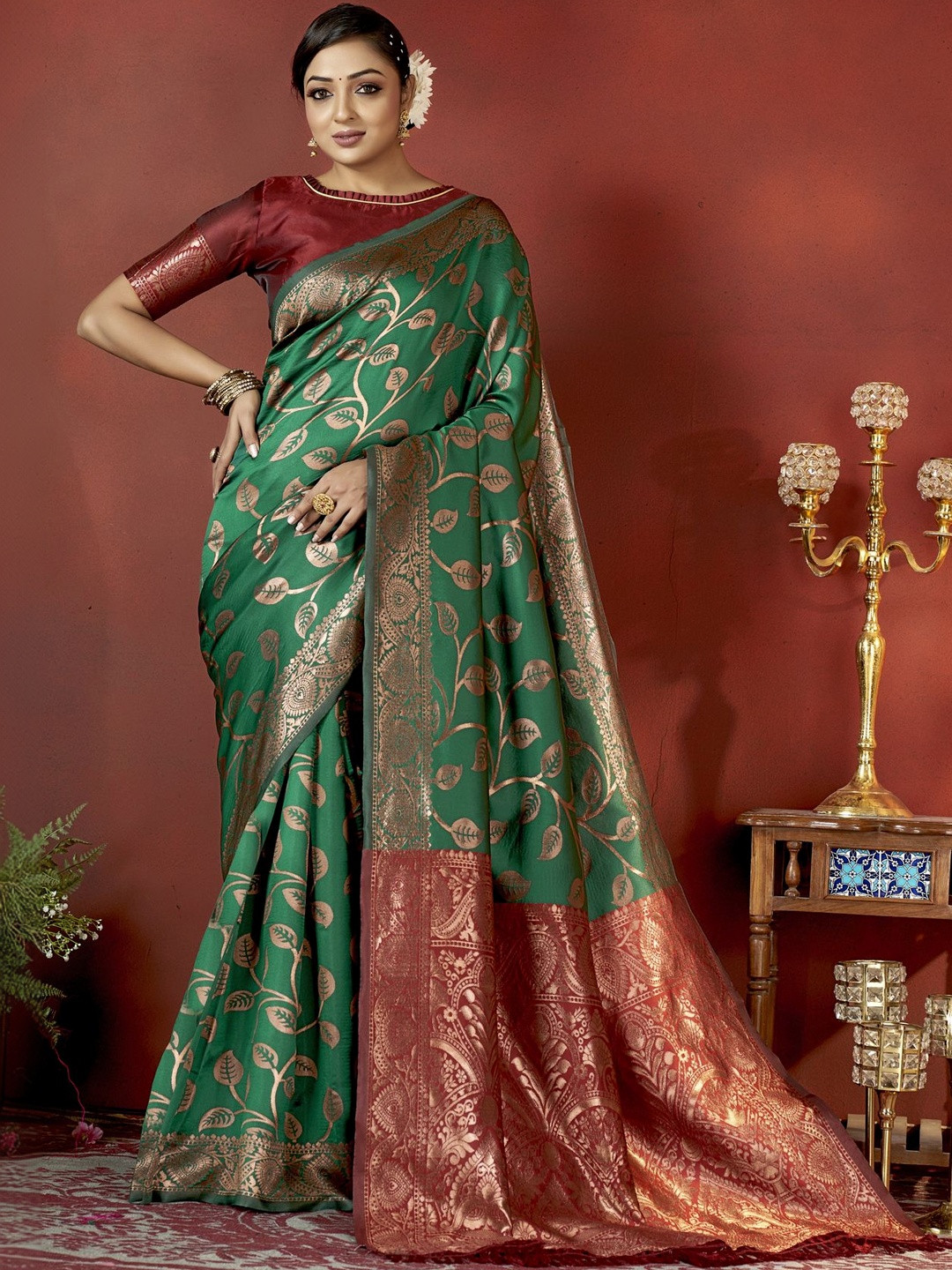 SURUKH Ethnic Motifs Zari Silk Blend Banarasi Saree