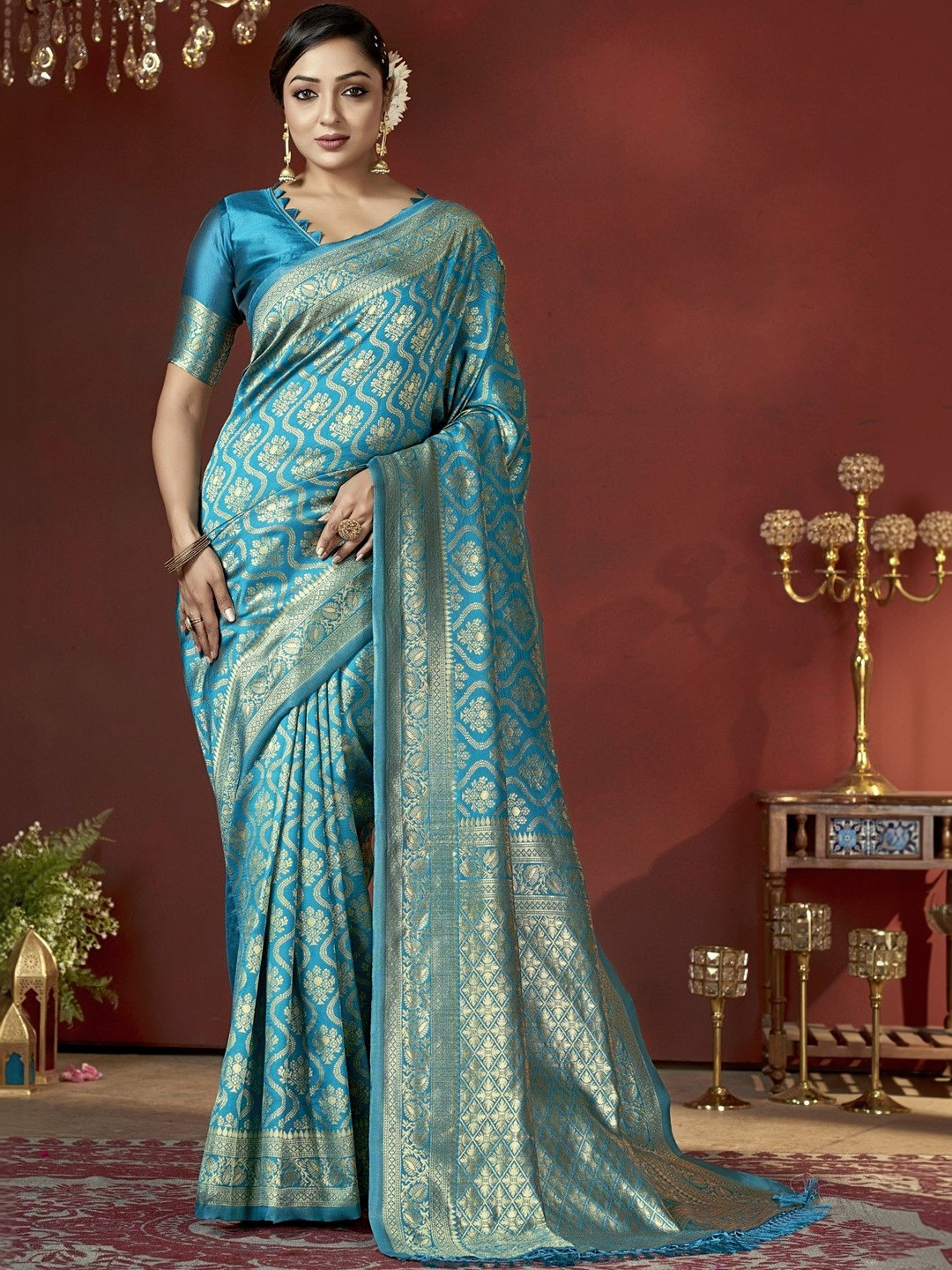 SURUKH Ethnic Motifs Zari Silk Blend Heavy Work Banarasi Saree