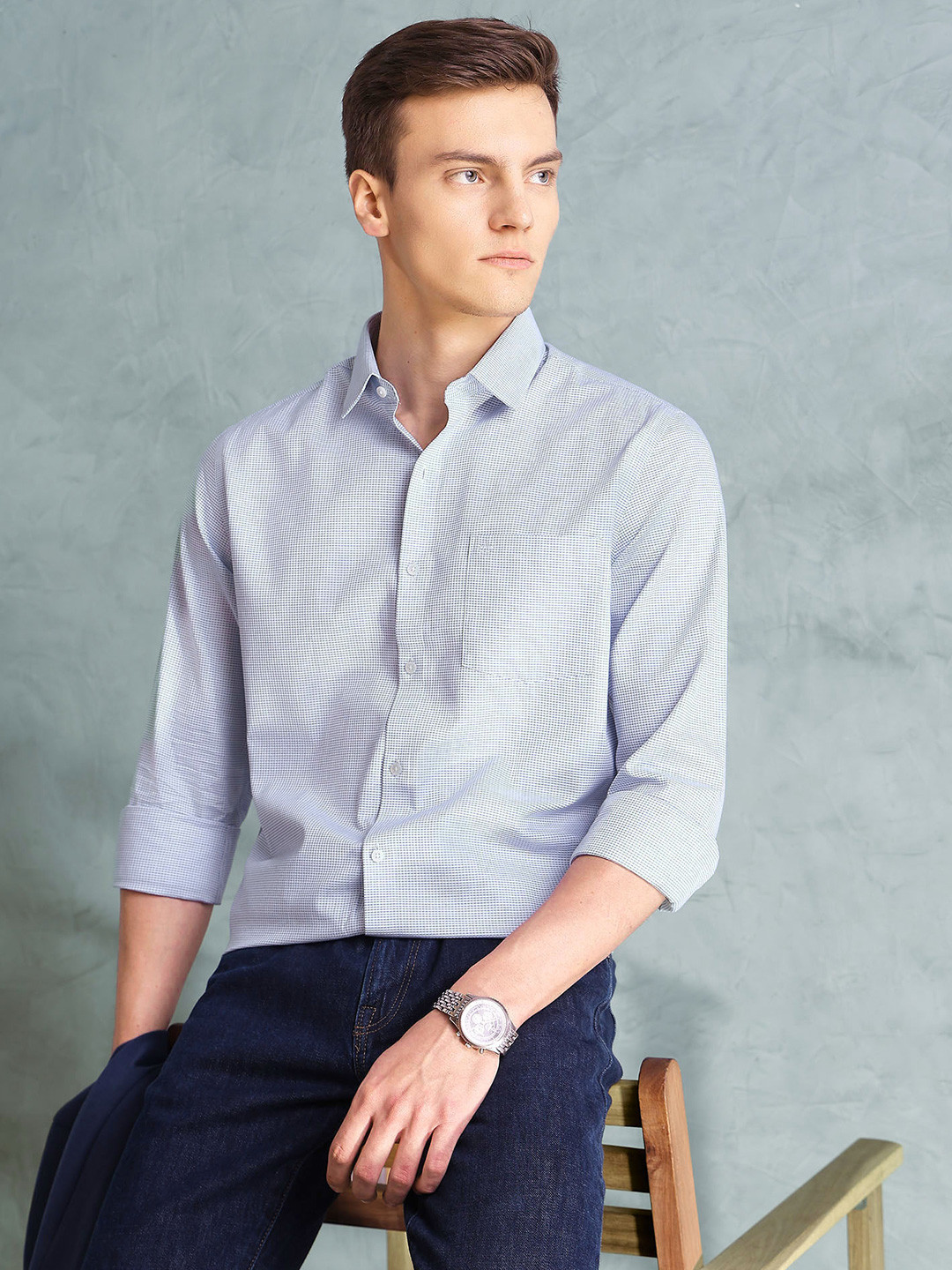 Arrow Men Easy Press Slim Fit Solid Shirt