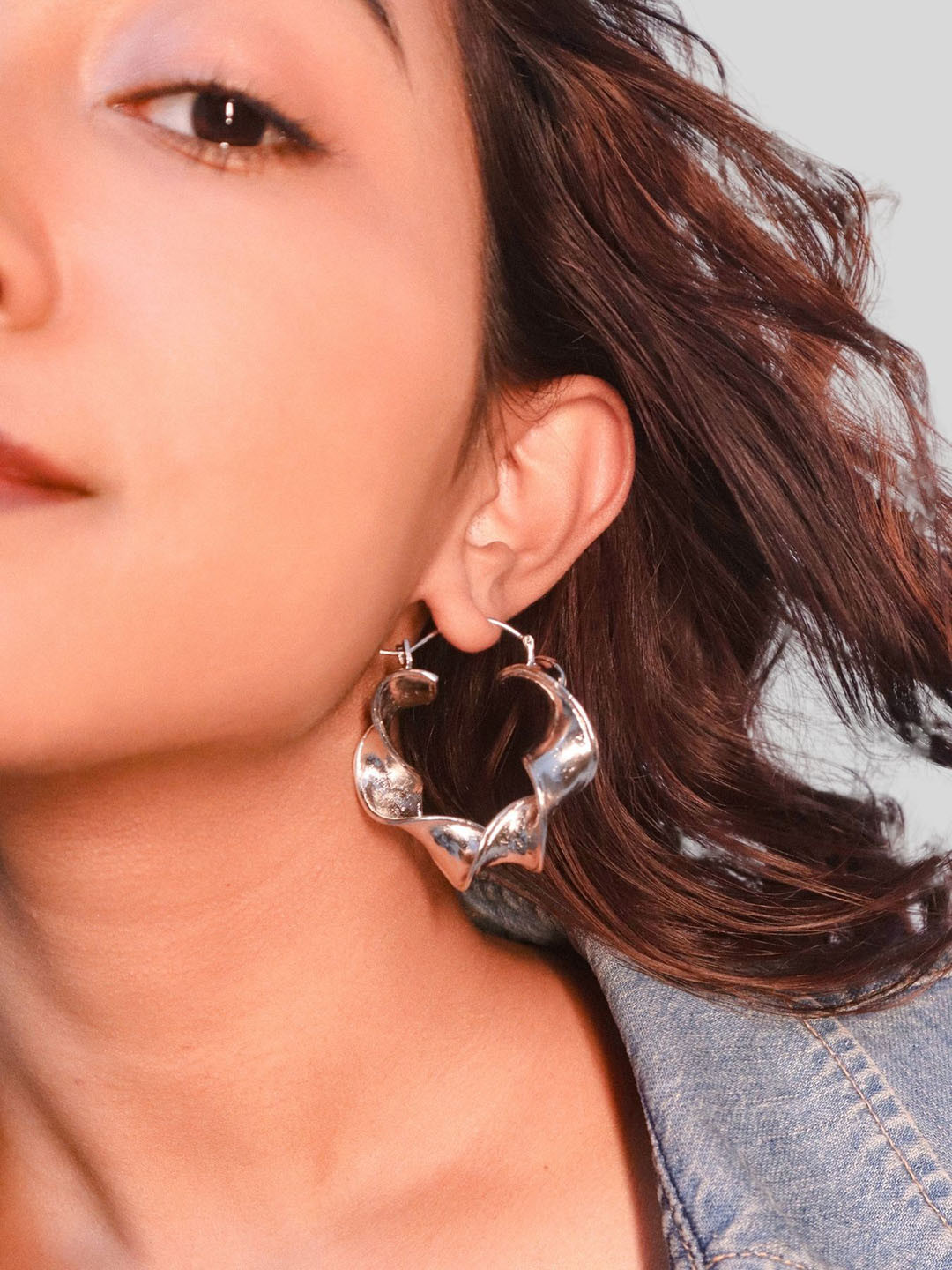 House of Pehr Silver Plated Curled Shaped Elegant Curled Hoop Earrings