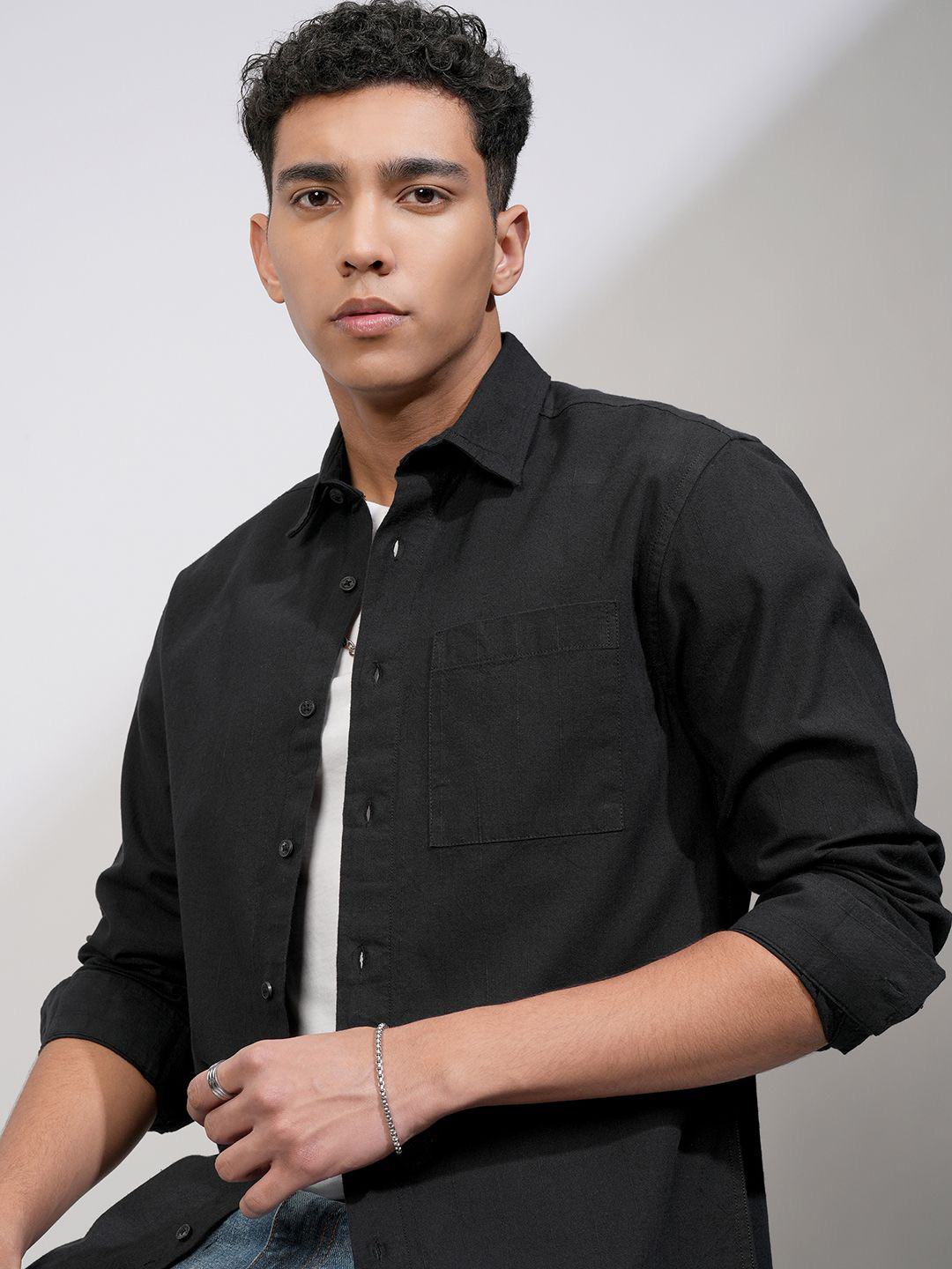 HIGHLANDER Men Relaxed Fit Spread Collar Textured Cotton Casual Shirt