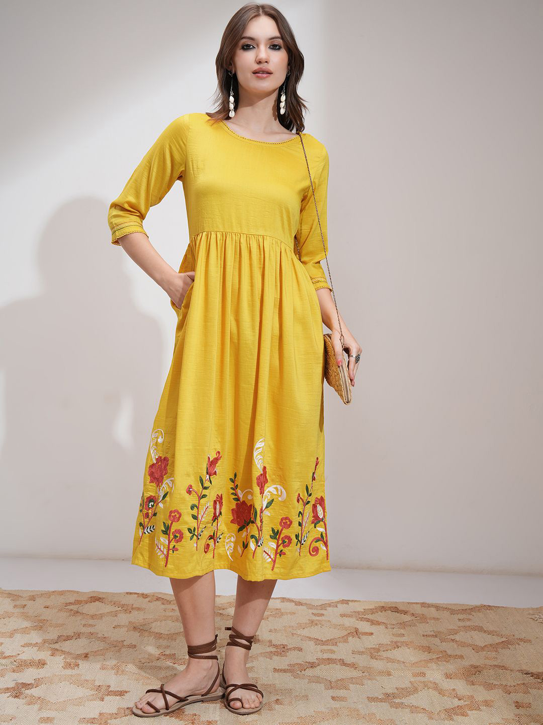 Vishudh Women Gathe Midi Dress