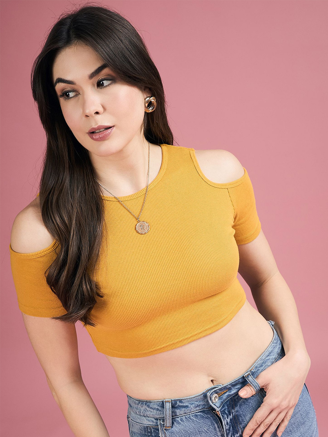 DressBerry Cold-Shoulder Crop Top