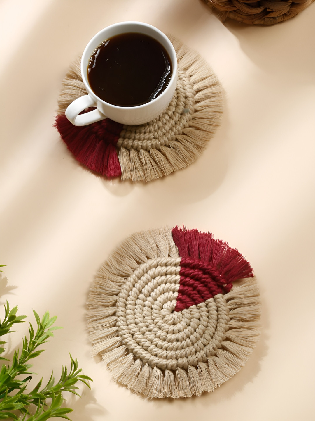 My Creative Hut 2-Pcs Beige & Maroon Textured RoundCoasters