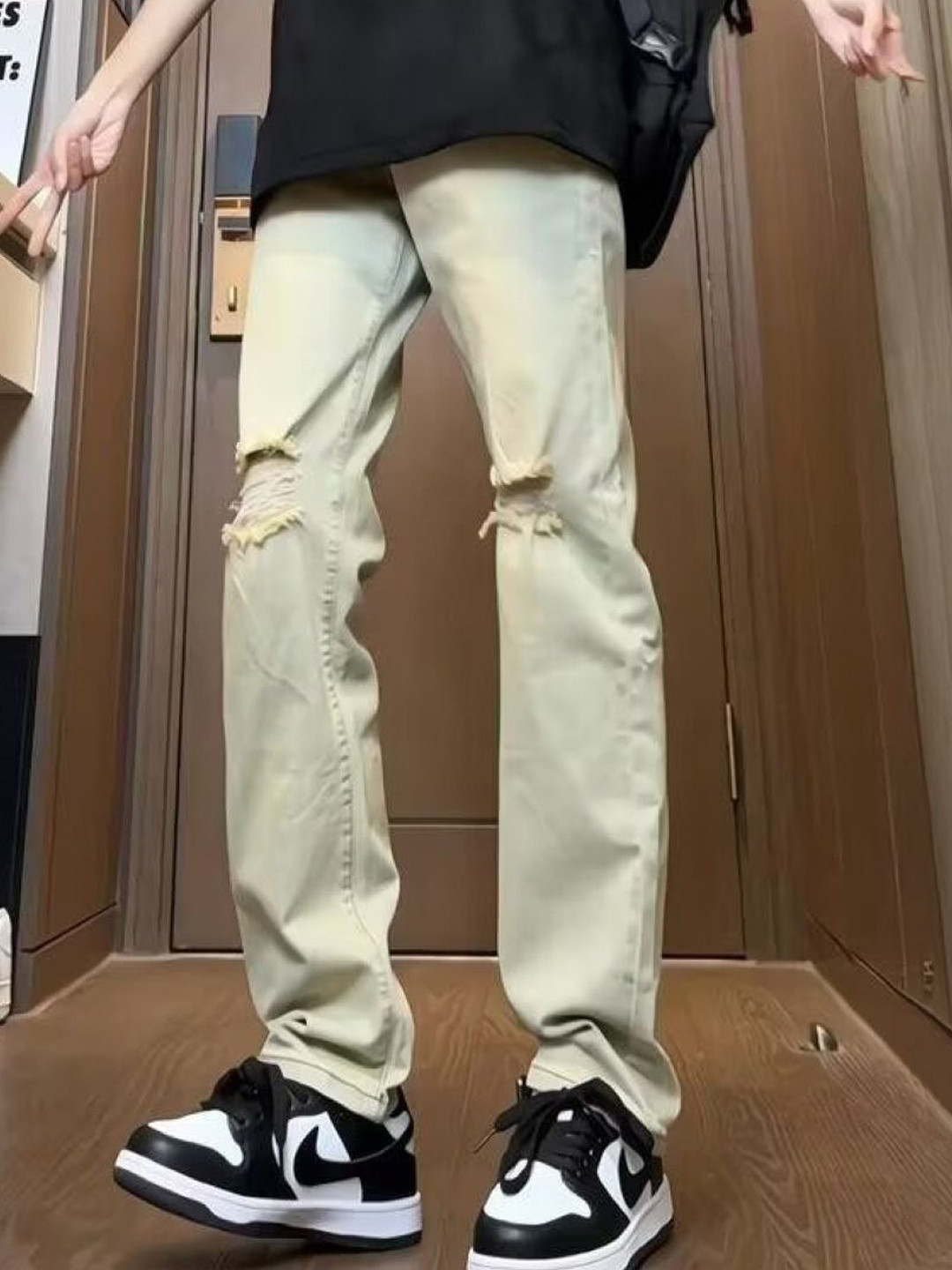 StyleCast Men Squeeze Hug Skinny Fit Trousers