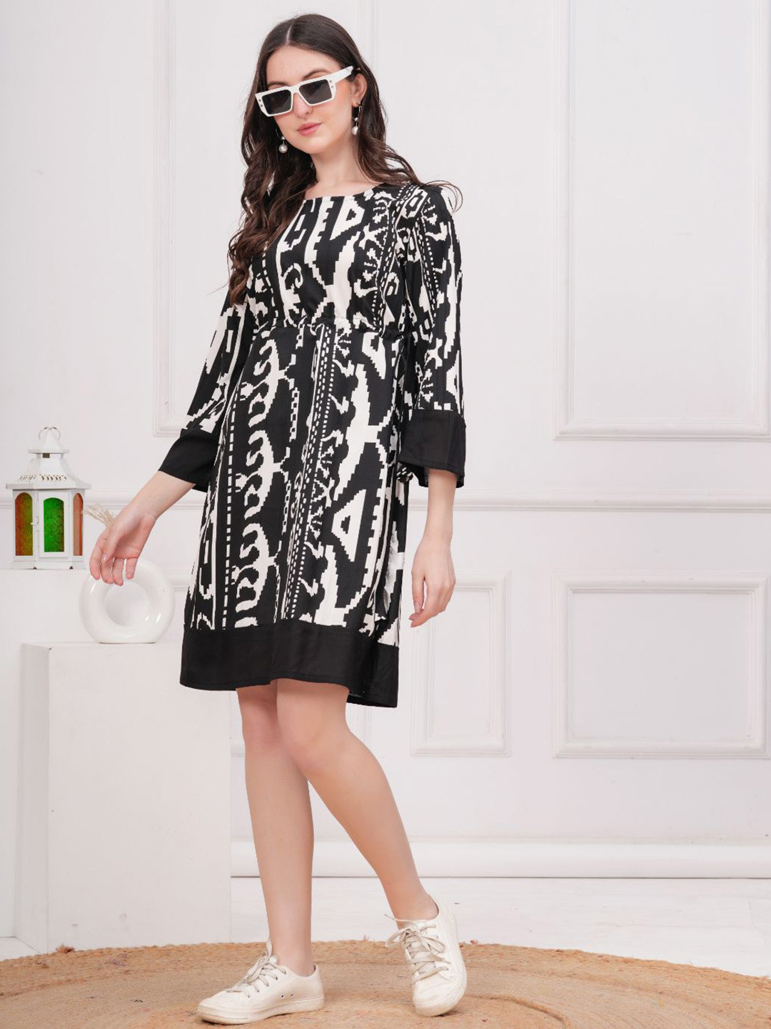 JC4U Abstract Printed Tie-Ups Detailed Monochrome Fit & Flare Dress