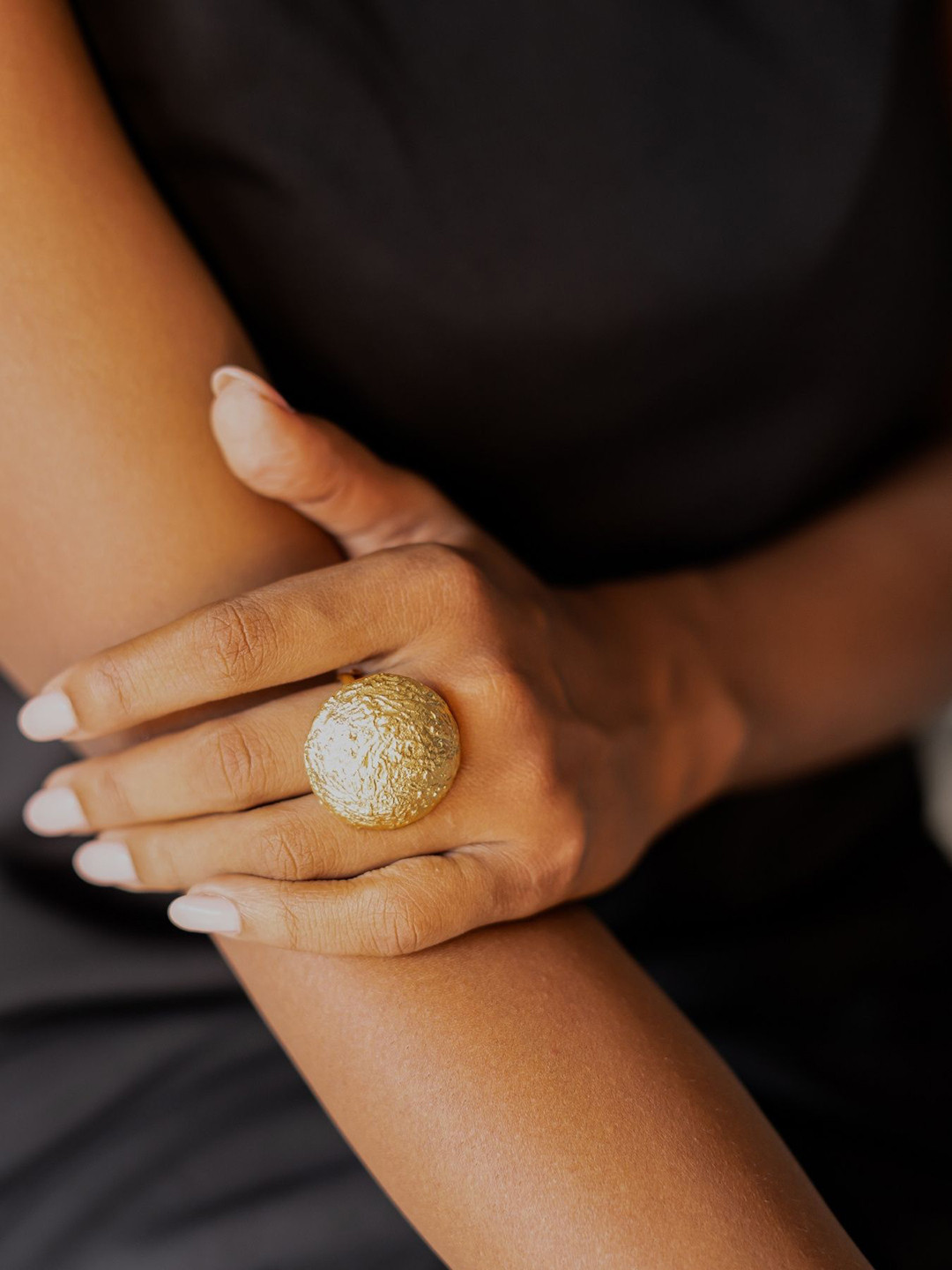 House of Pehr Gold Plated Stunning Round Design Adjustable Nova Finger Ring