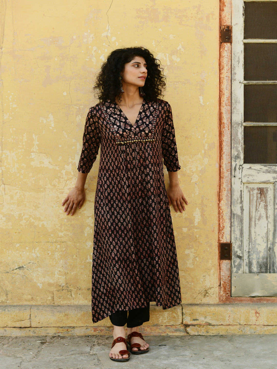 SHILPI HANDICRAFTS Floral Printed V-Neck Modal Satin A-Line Kurta with Palazzos