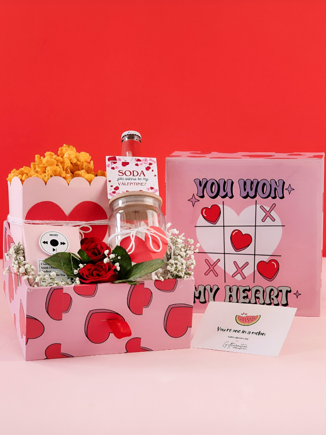 Giftcarnation Pink & Red 5 Pieces Cute Gift for Couples