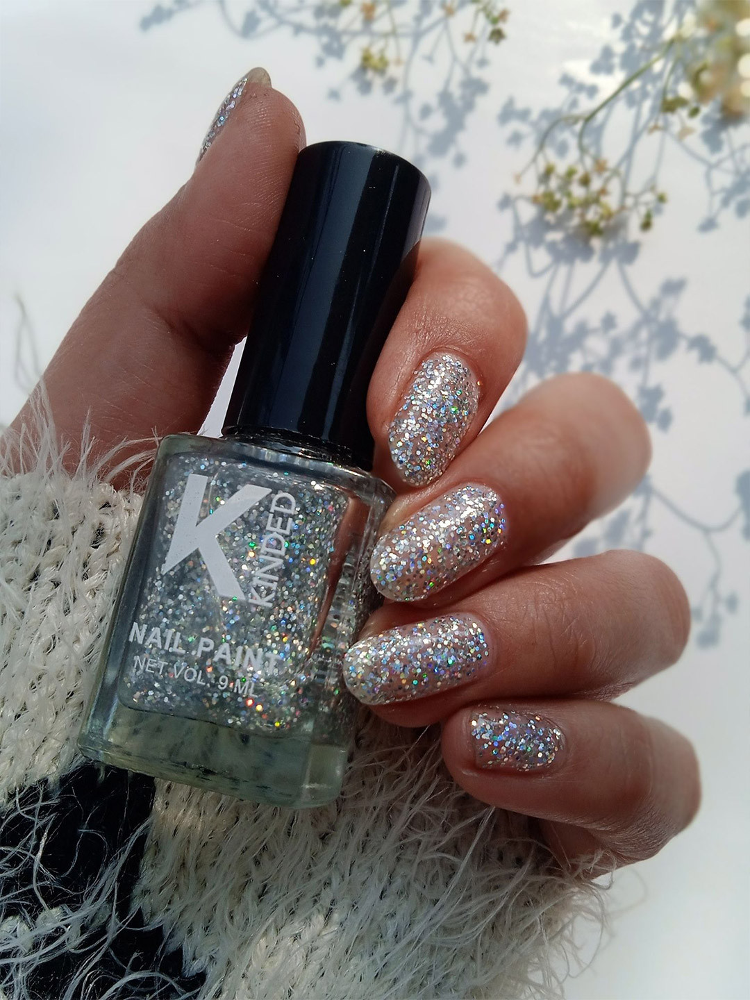 KINDED Textured Glitter Nail Polish - 9 ml - Showstopper Silver 31