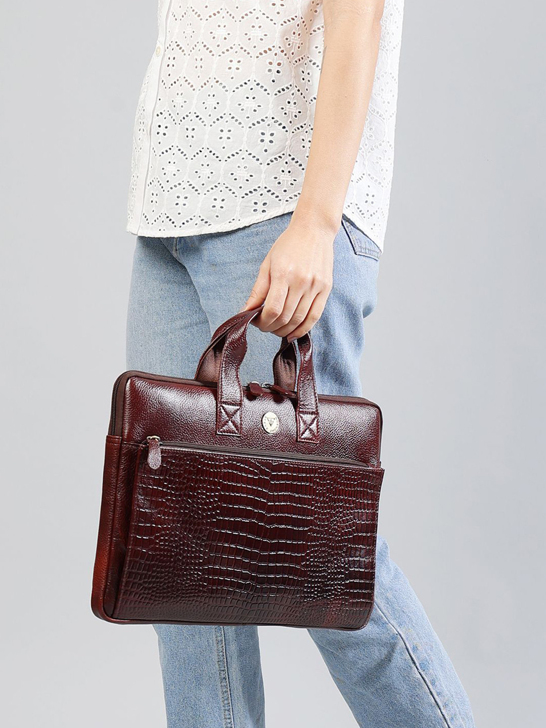 Steve Jhonson Women Textured Leather Laptop Bag