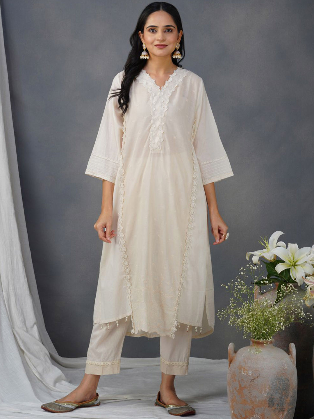 zuri Panelled V-Neck Cotton A-Line Kurta