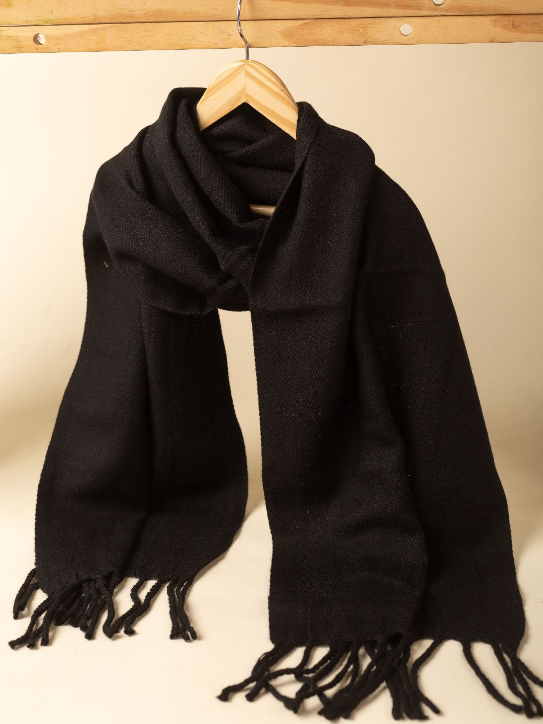 KUSVAA Unisex Bhim Woolen Muffler