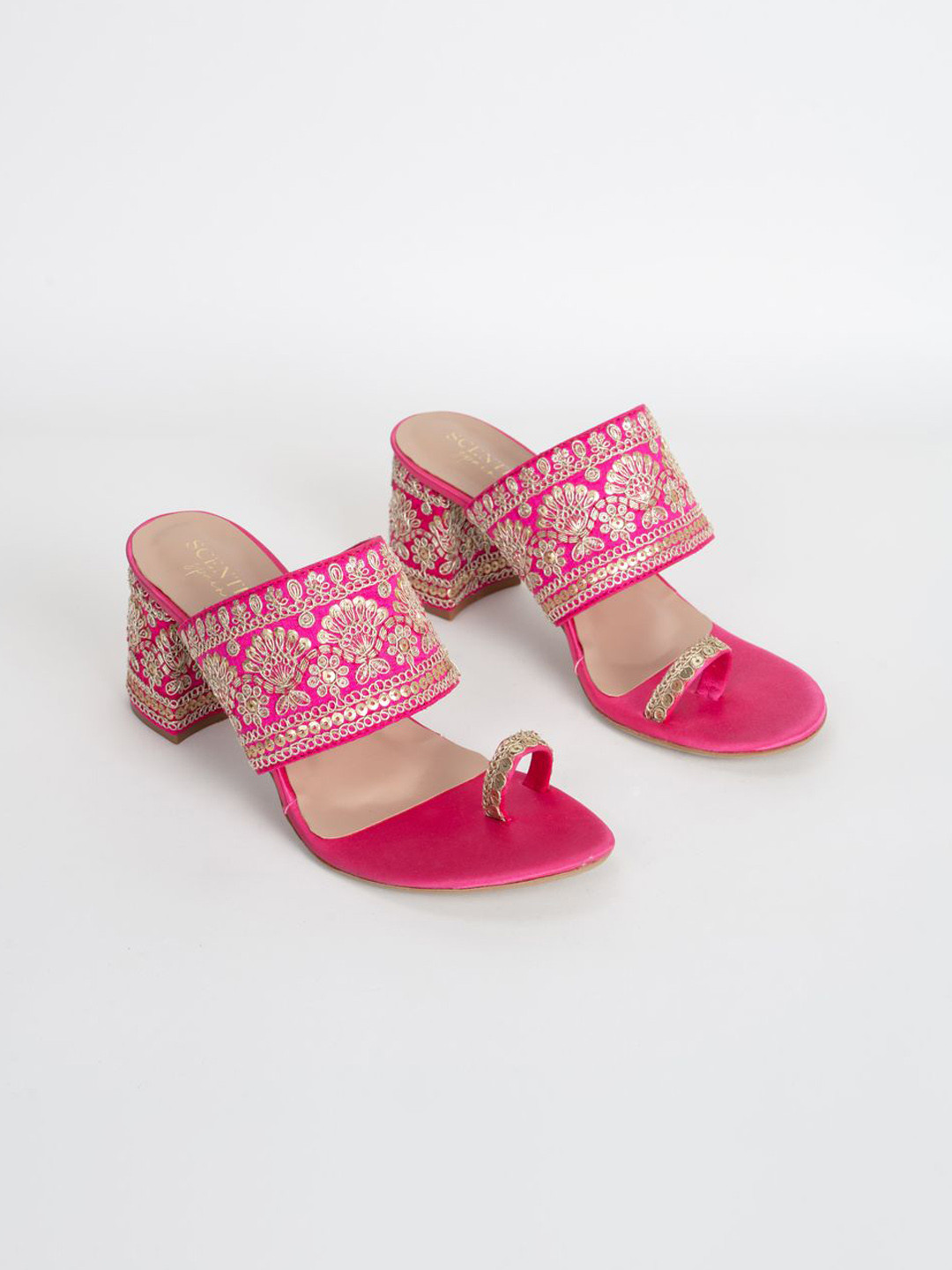 SCENTRA Spain Party Block Sandals