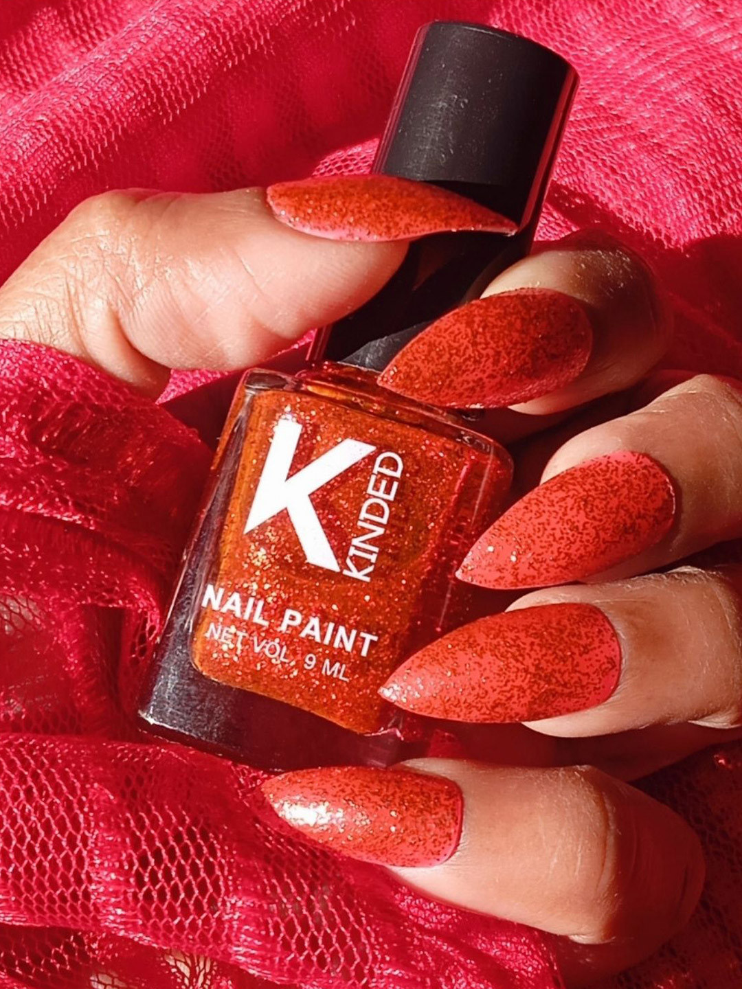 KINDED Textured Topper Coat Glitter Nail Polish - 9 ml - Glitz Tomato Red 47