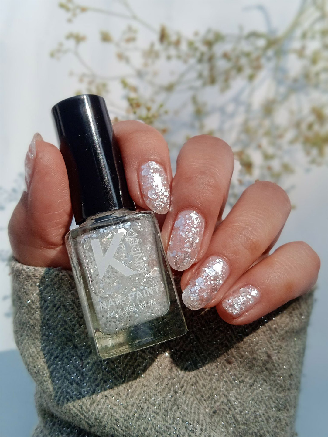 KINDED Textured Glitter Nail Polish - 9 ml - Showstopper Ivory 34