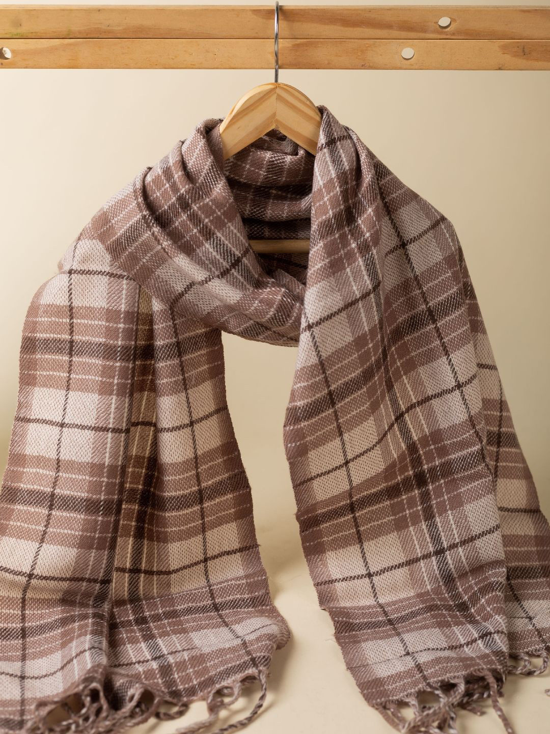 KUSVAA Unisex Balakrishna Woolen Muffler