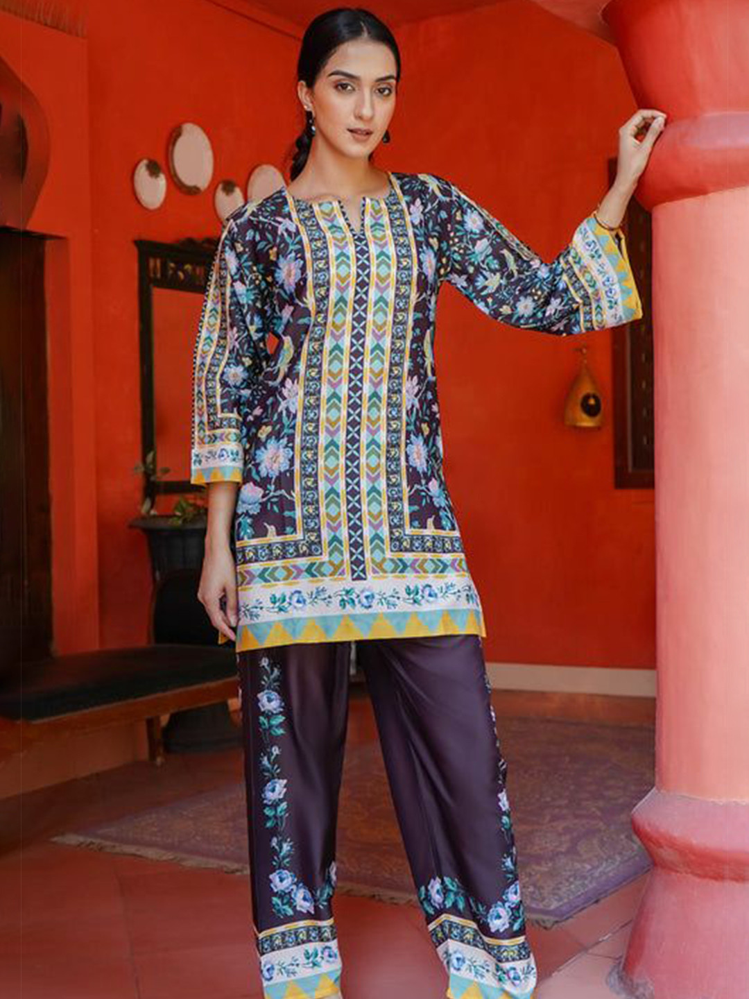 HOUSE OF KARI Printkari Floral Printed Notch Neck Ethnic Tunic with Palazzo