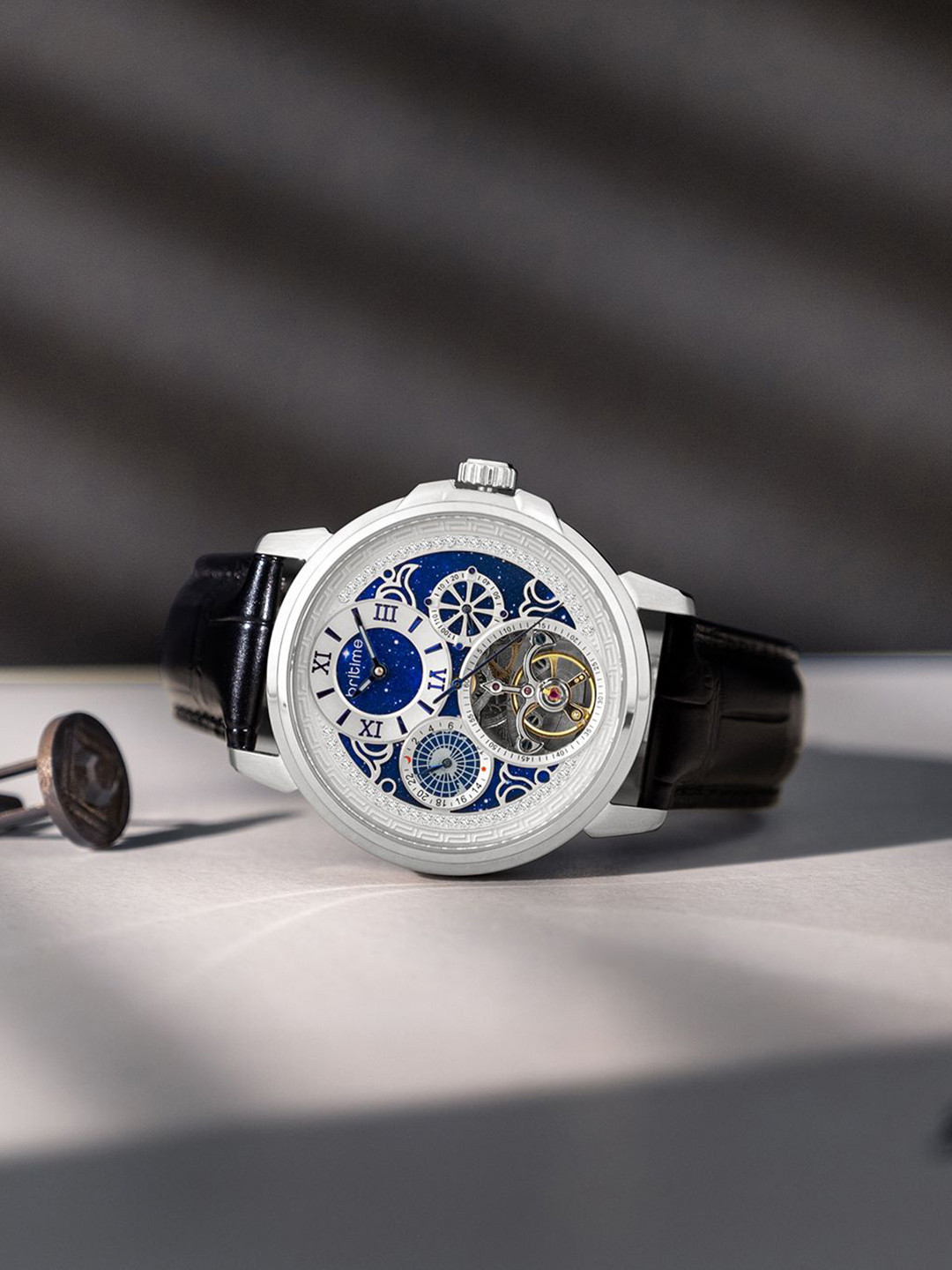 Britime Aquatica Men Embellished Dial Leather Straps Analogue Watch 274-L10506