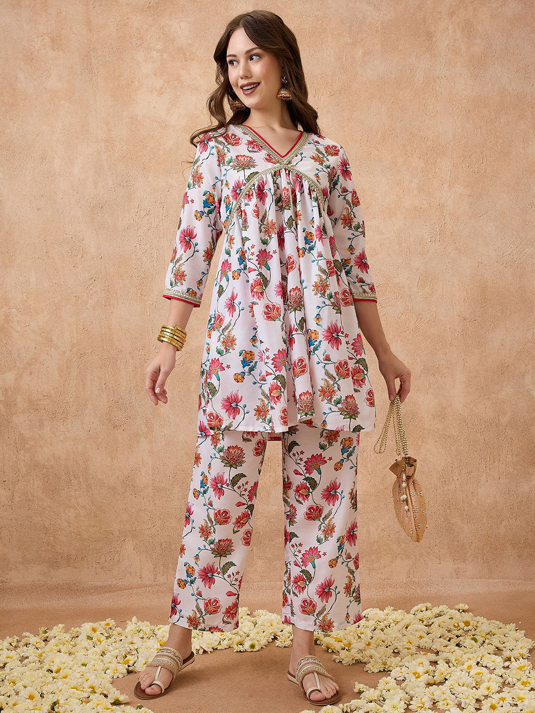 Globus V-Neck Gotta Patti Floral Print Tunic with Wide Leg Pants Festive Co-Ord Set