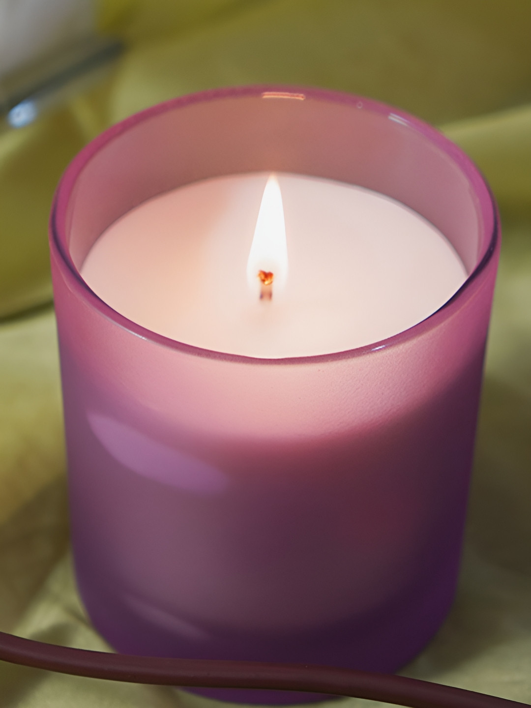 Aura Frosted Glass Small 9cd Scented 1 Wick Tea Rose Solid Geometric Regular Jar Candles