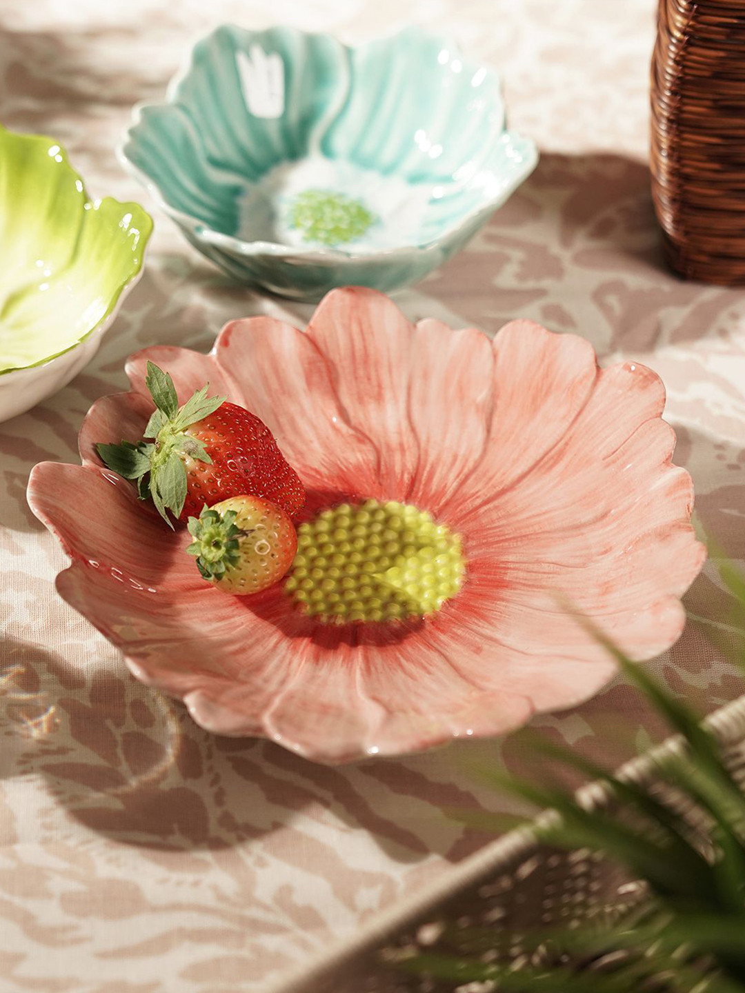 Pure Home and Living Red & Yellow Ombre Floral Shaped Ceramic Platter