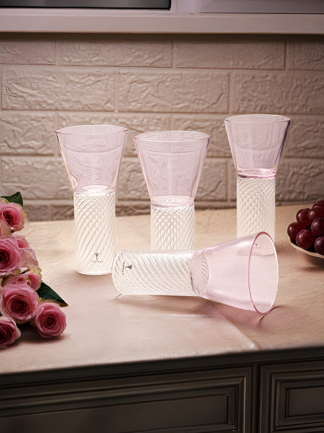 Troveas Pink 4 Piece Easy to Clean Cocktail Glasses - 190 ml