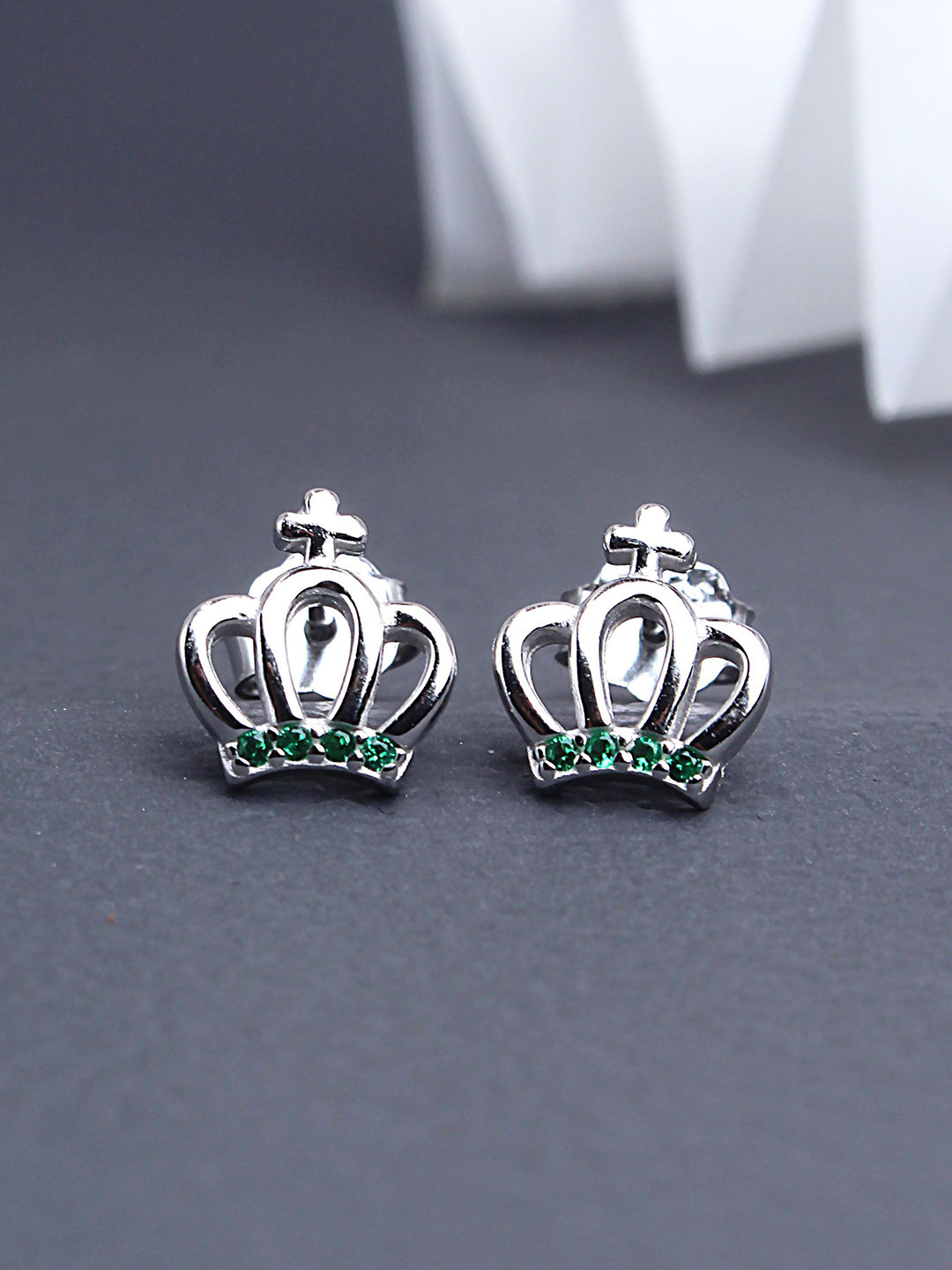 DEVASHREE 925 Sterling Silver Rhodium-Plated Emerald CZ Studded Crown Shaped Studs