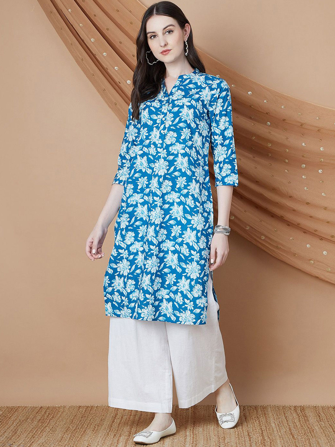 Melange by Lifestyle Floral Printed Mandarin Collar Notch Neck Straight Kurta