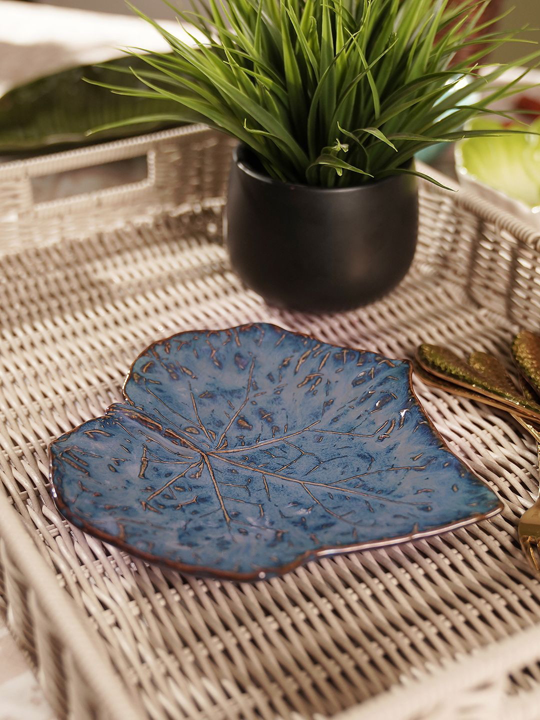Pure Home and Living Dark Blue Leaf Shaped Ceramic Platter