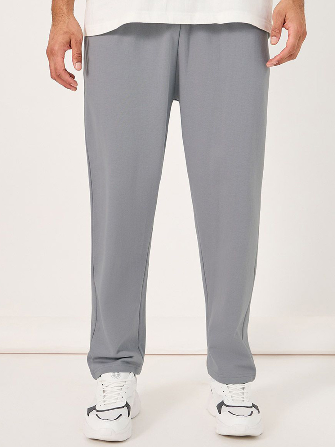 Styli Men Oversize Open Hem Cotton Jogger with Minimalist Graphic