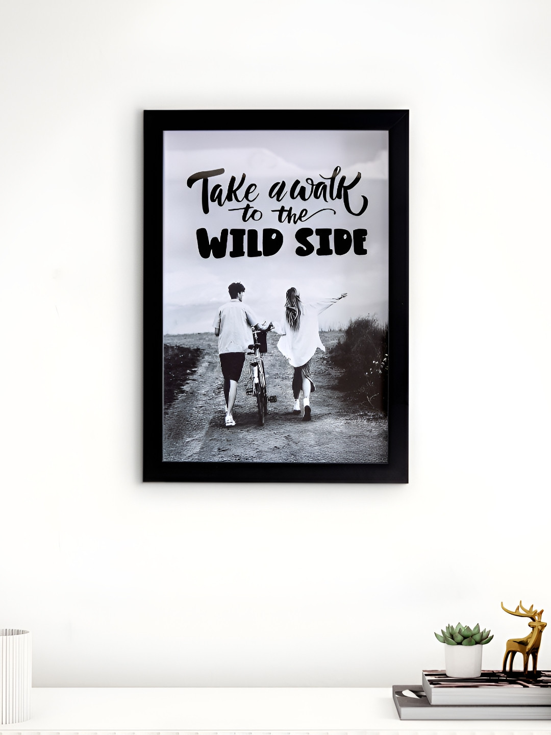 Home Centre Spectrum Pitchs Black & White Couple Printed Wall Photo Frame