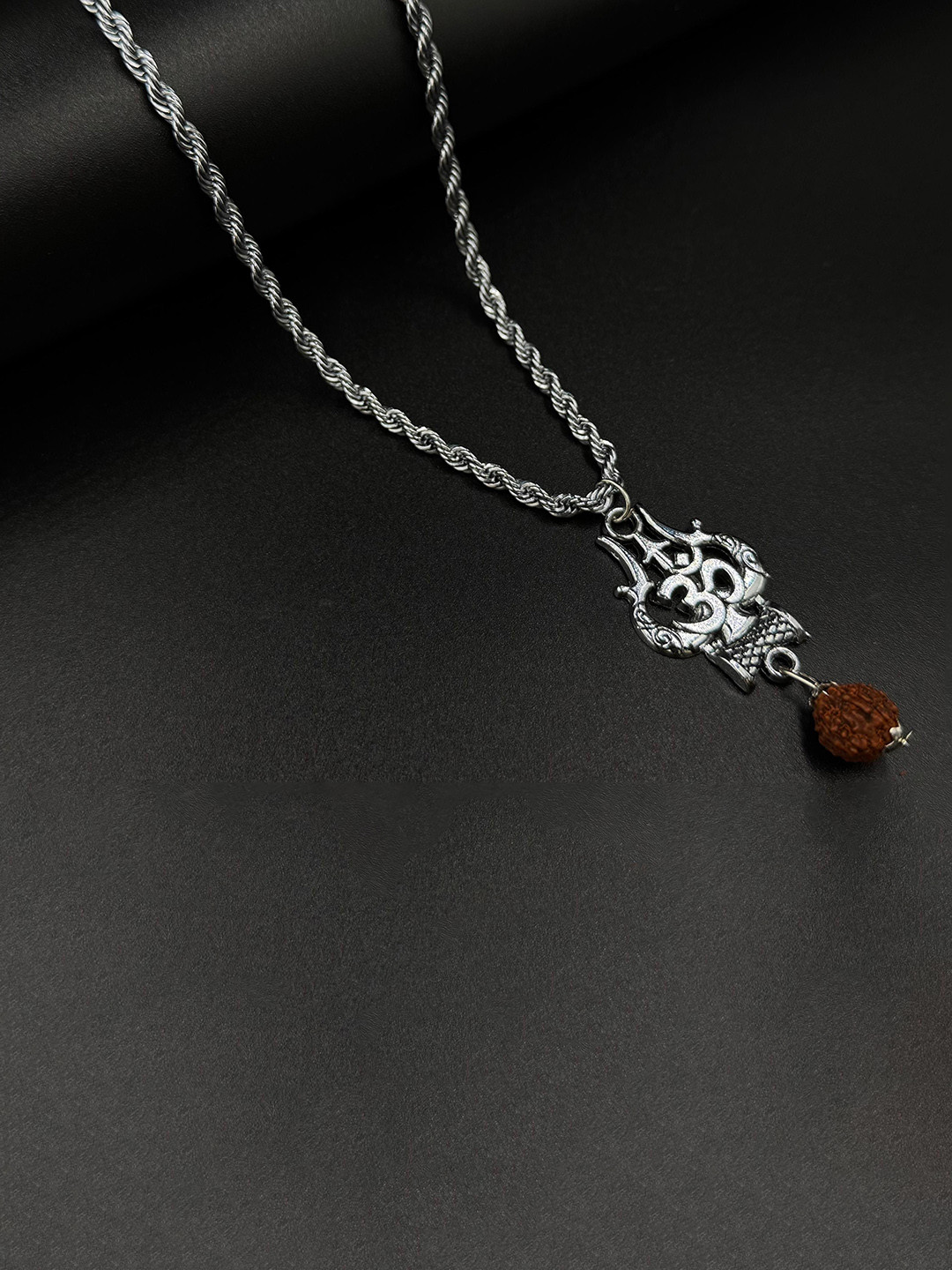 AKLINA Unisex Silver-Plated God Pendant With Chain