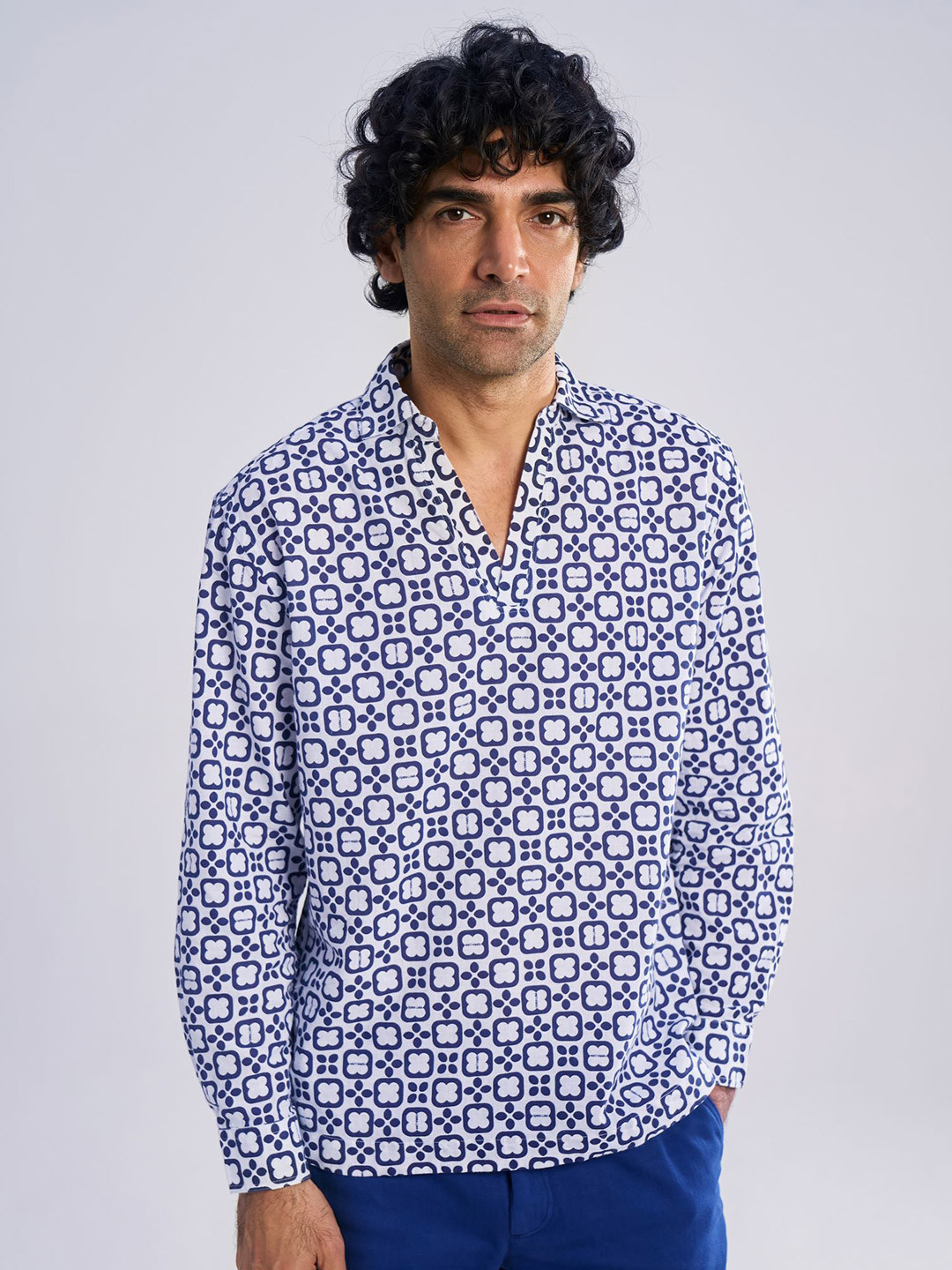 Terra Luna Men Spread Collar Geometric Printed Khadi Casual Shirt