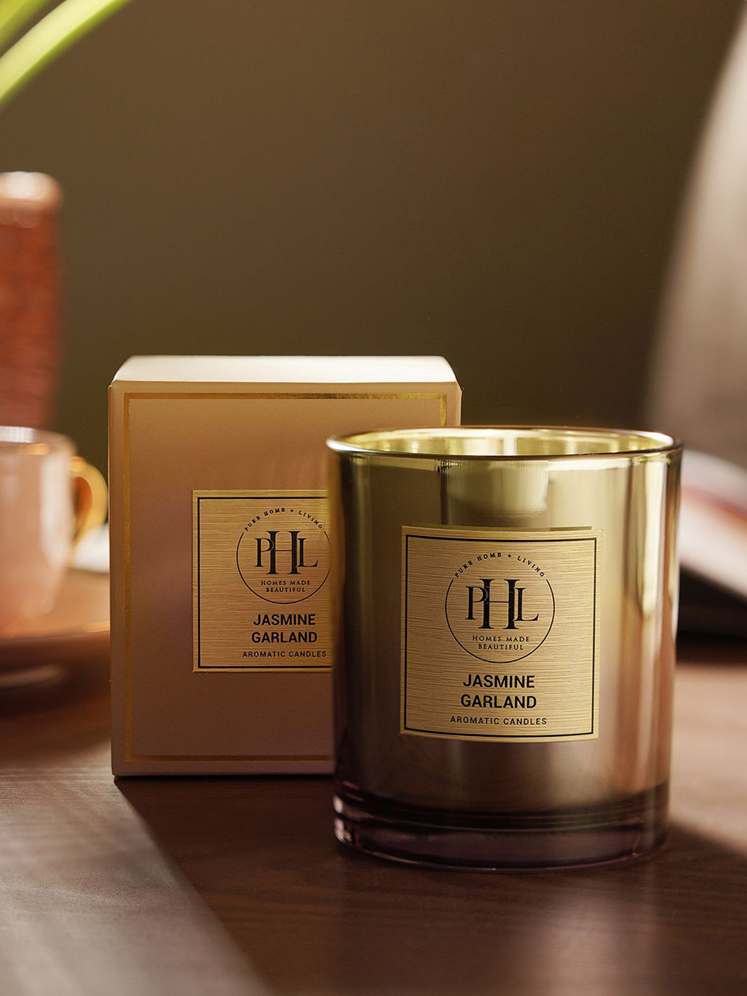 Pure Home and Living Garland - Purple 1 Wick Jasmine Solid Geometric Regular Jar Candles