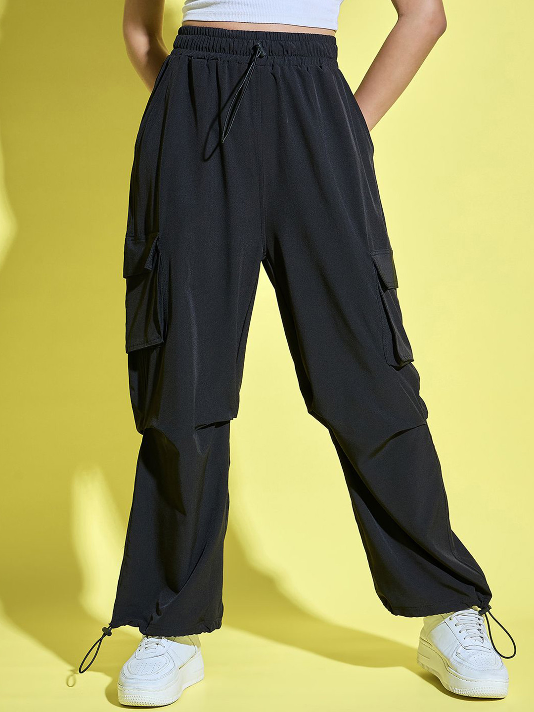 DIMPY GARMENTS Women Relaxed Loose Fit High-Rise Cargos Trousers