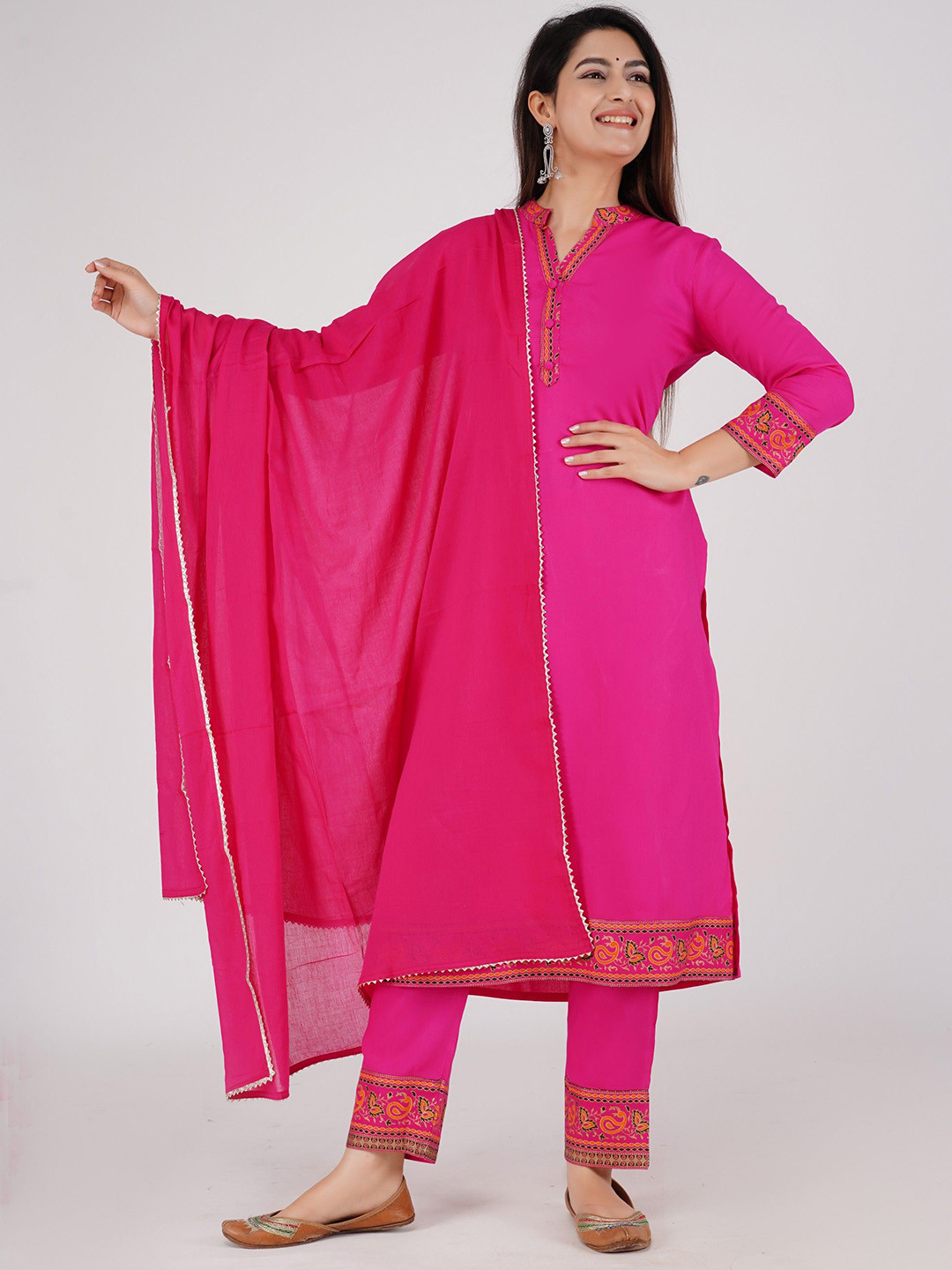 rf clothes Ethnic Motifs Printed Mandarin Collar Straight Kurta With Trousers & Dupatta