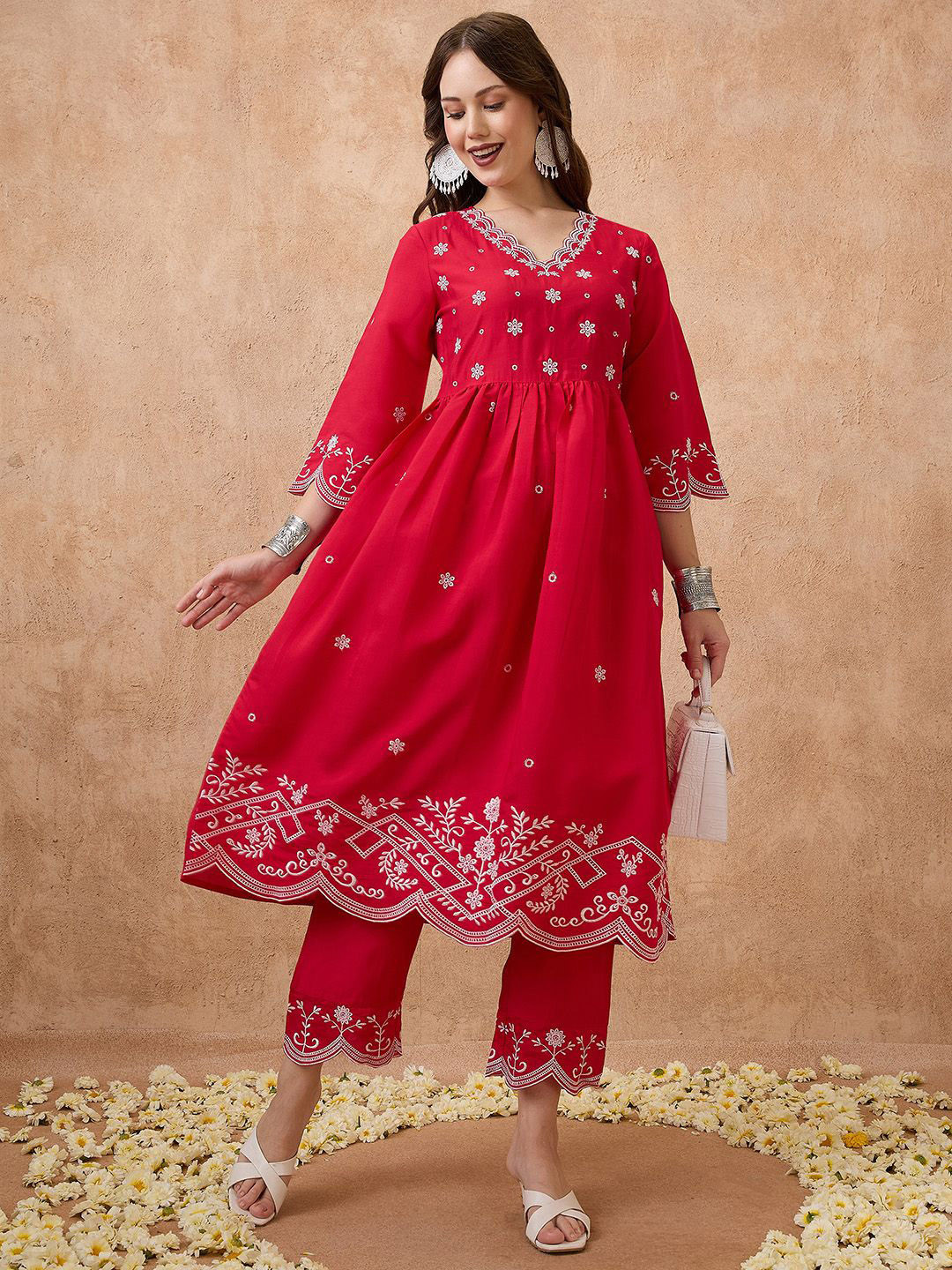 Globus Floral Embroidered Work V-Neck Scalloped Hem A-Line Kurta With Pants Festive Set