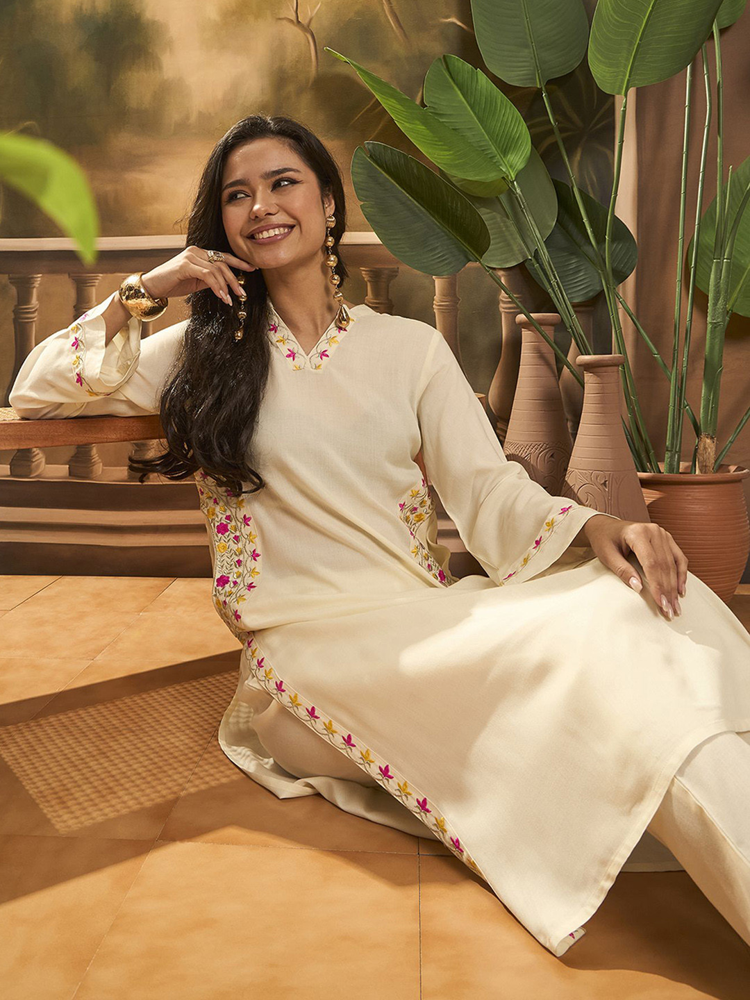 Sangria Floral Embroidered V-Neck Thread Work Side Pocket Straight Kurta With Trousers