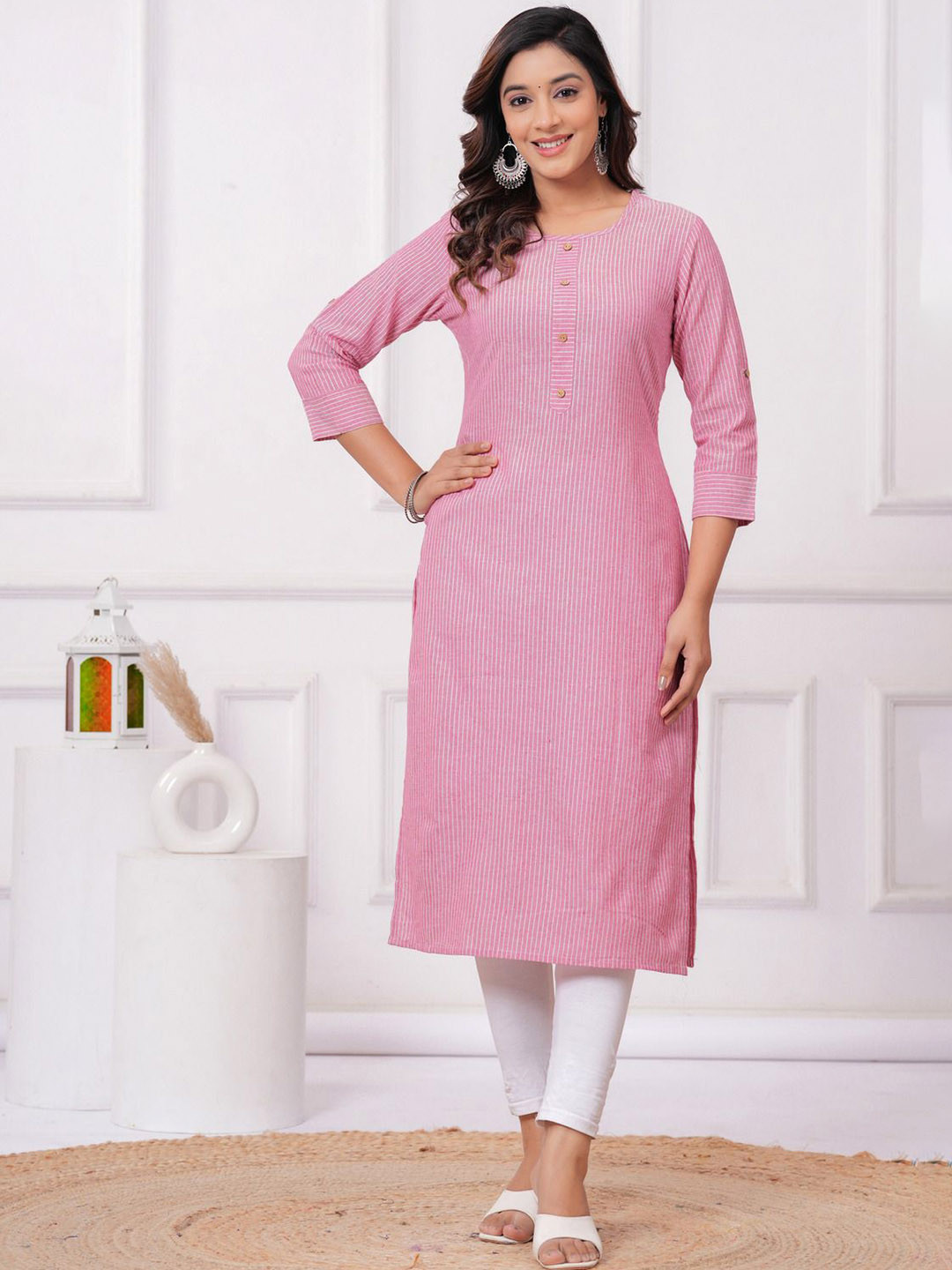 Sarai Women Striped Cotton Straight Kurta