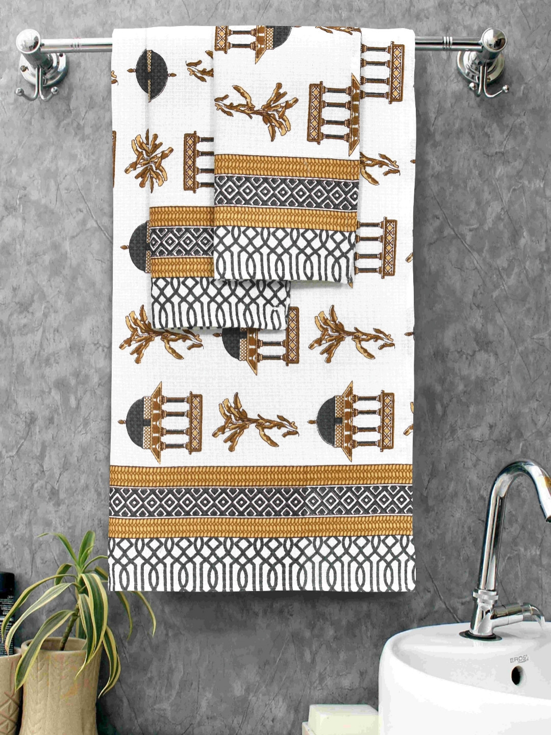 MAFATLAL White & Brown 3 Pieces Ethnic Motifs Printed Cotton 250 GSM Towel Set