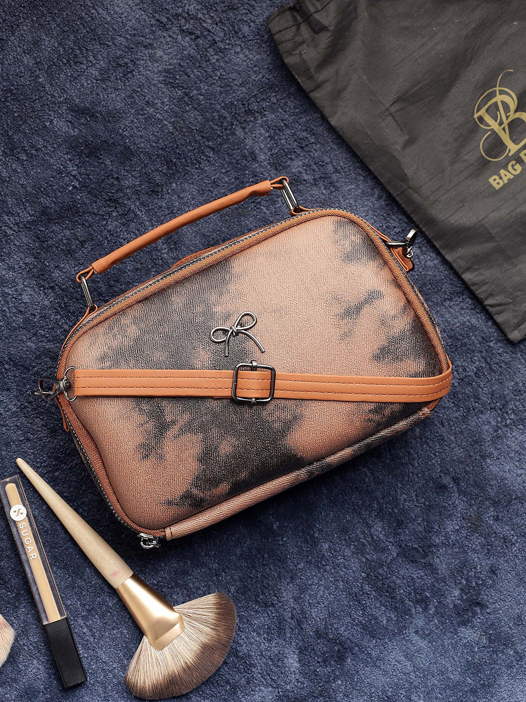 Bag Pepper Printed PU Half Moon Tote Bag with Applique