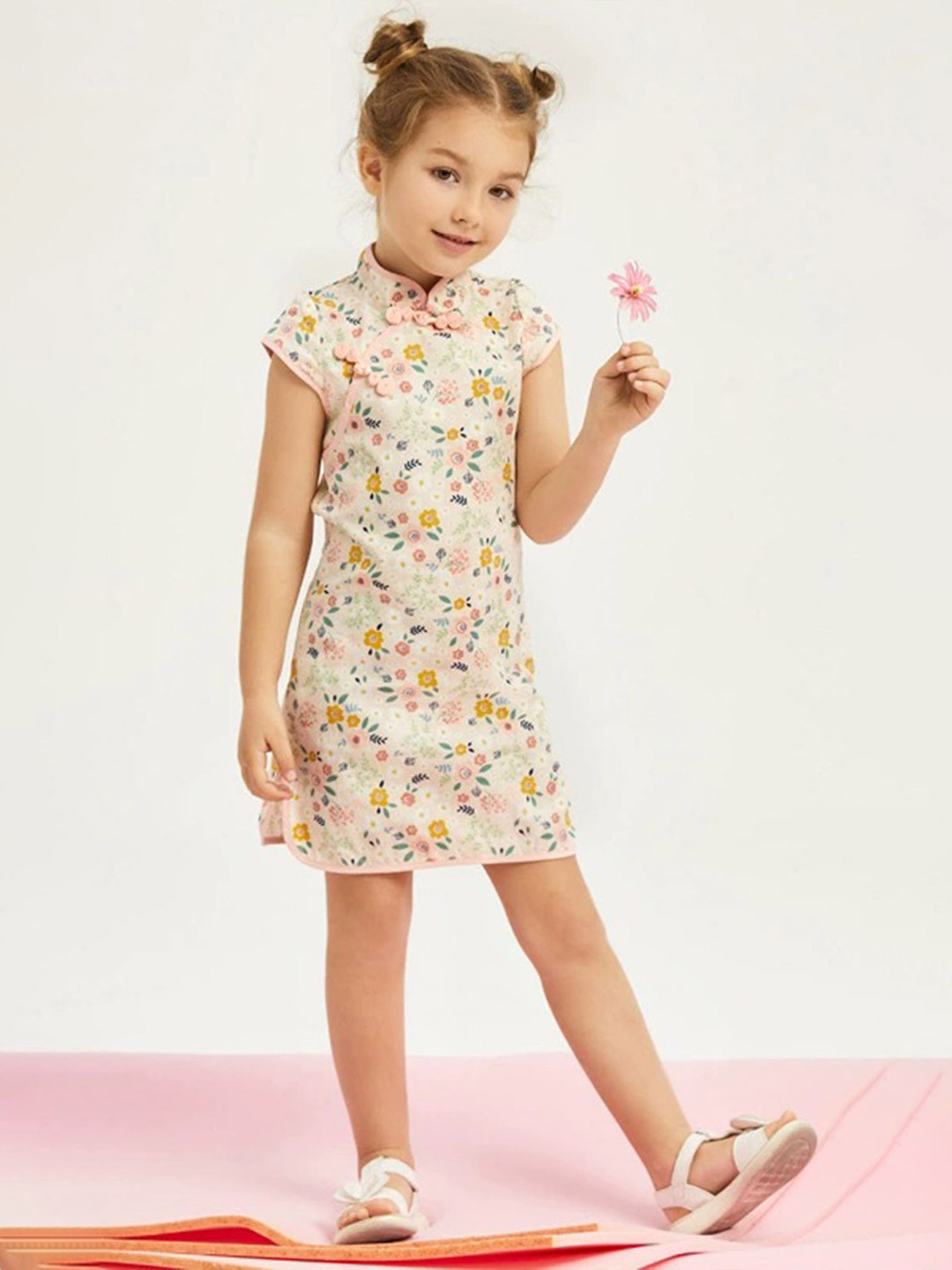 LULU & SKY Girls Floral Printed Mock Neck Cap Sleeve Sheath Dress
