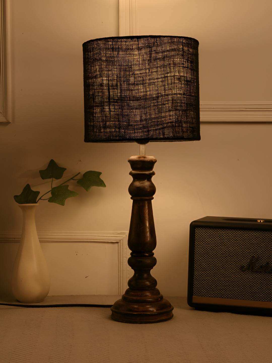green girgit Brown & Black Textured Square Wooden Table Lamp With Bulb