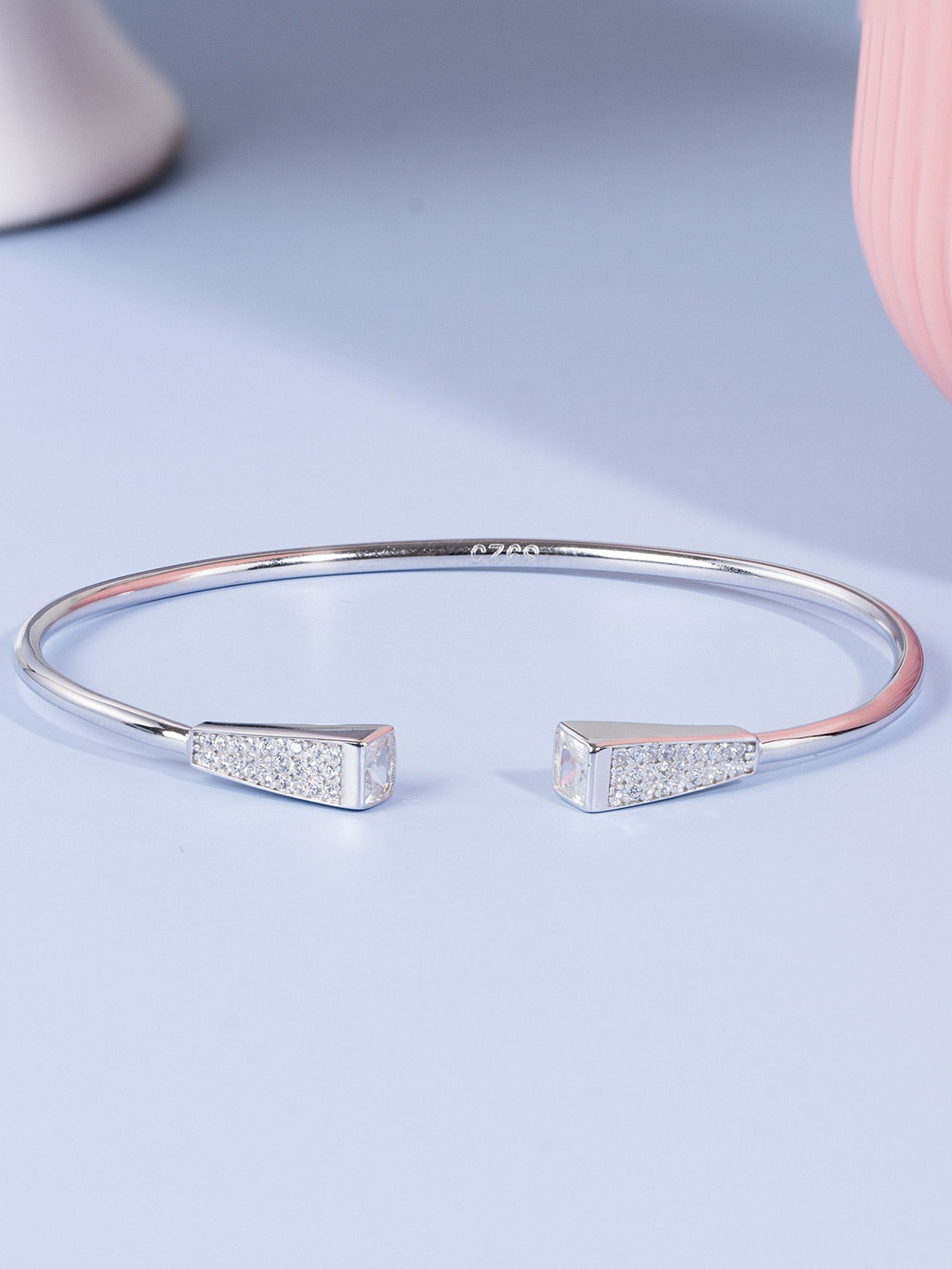 GLYTERS Sleek Edge  Sterling Silver Rhodium-Plated Bangle-Style Bracelet