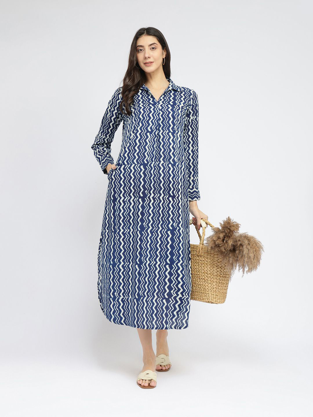 Pink Fort Women Cotton Dabu Chevron Print Dress Indigo