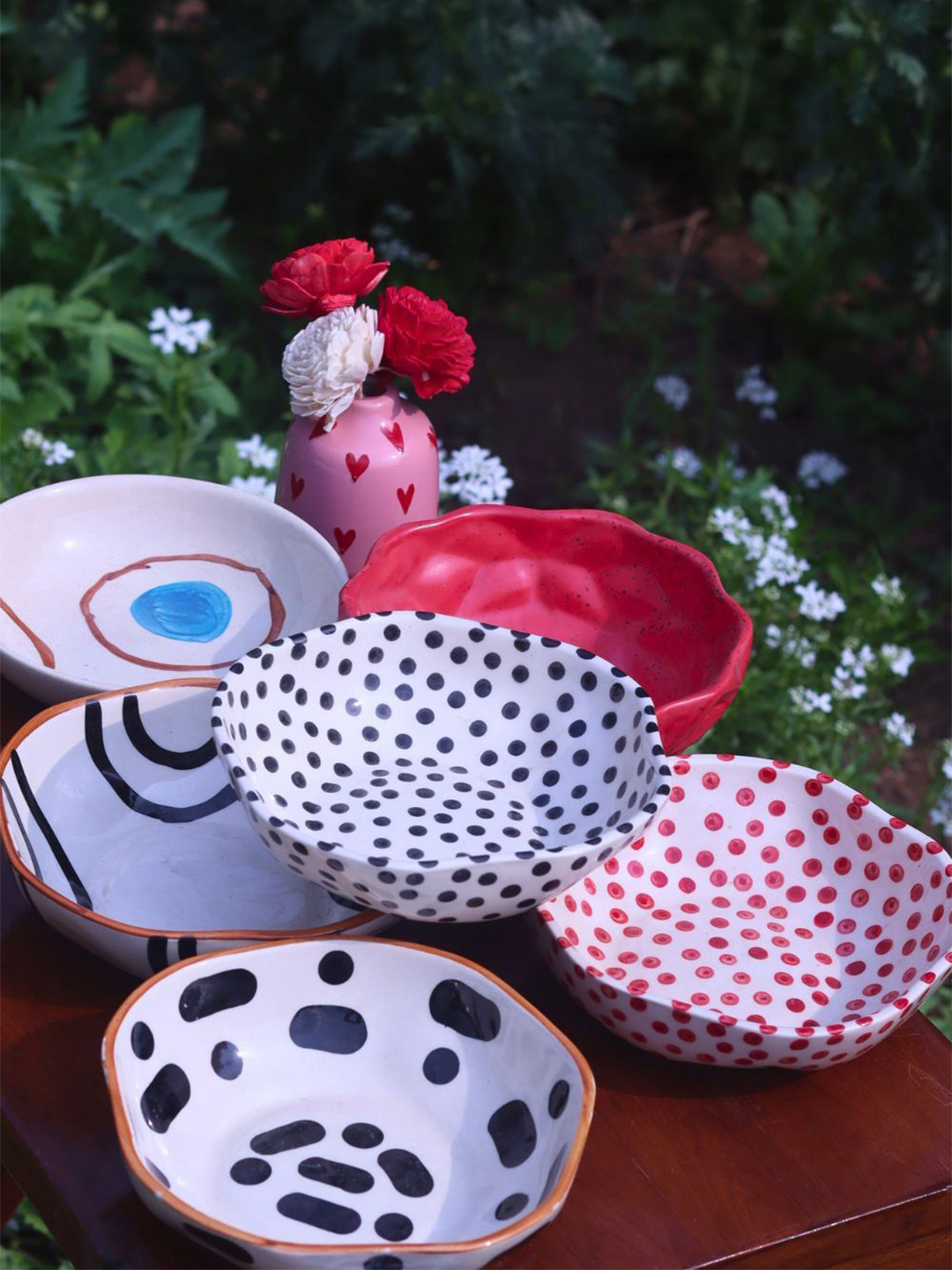 WEAVING HOMES Red & White 6 Pieces Polka Charm Ceramic Glossy Snack Bowls